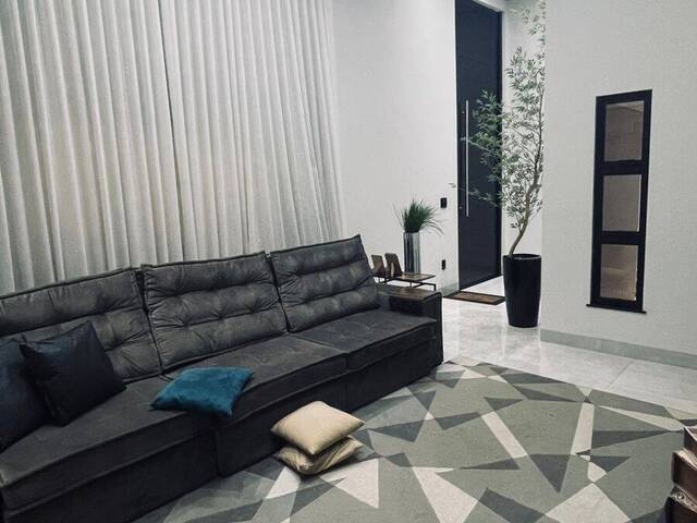 Casa para Venda em Ituiutaba - 3