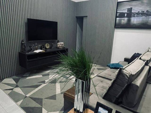 Casa para Venda em Ituiutaba - 2