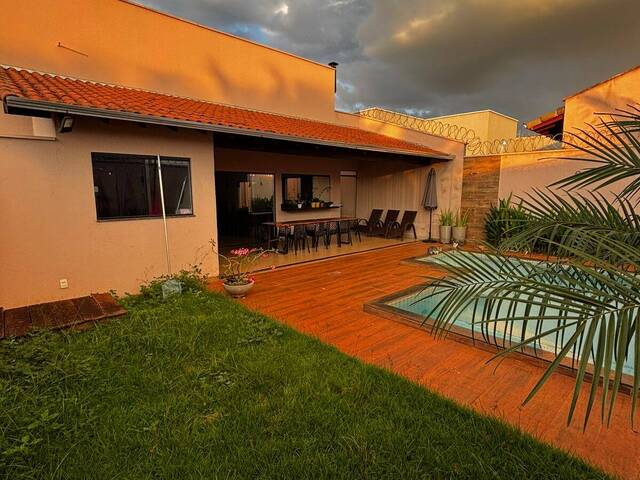 Casa para Venda em Ituiutaba - 3
