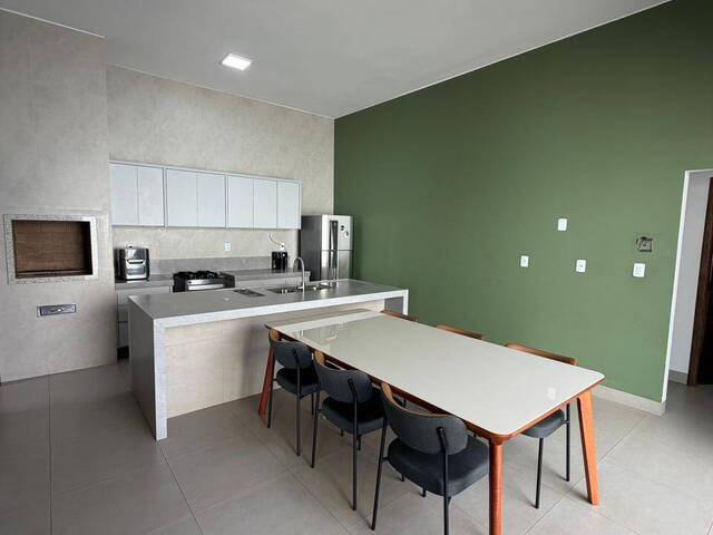 Casa para Venda em Ituiutaba - 3