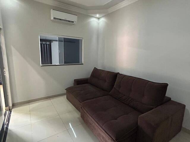 Casa para Locação em Ituiutaba - 3