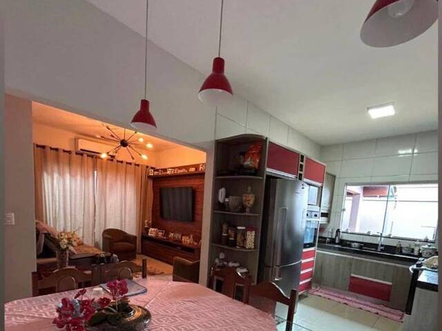 Casa para Venda em Ituiutaba - 3