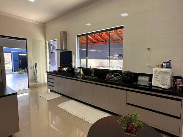 Casa para Venda em Ituiutaba - 3
