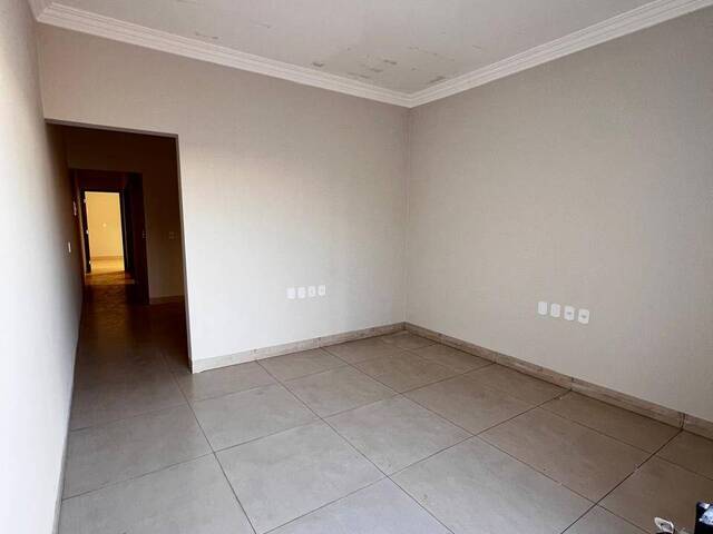 Casa para Venda em Ituiutaba - 3
