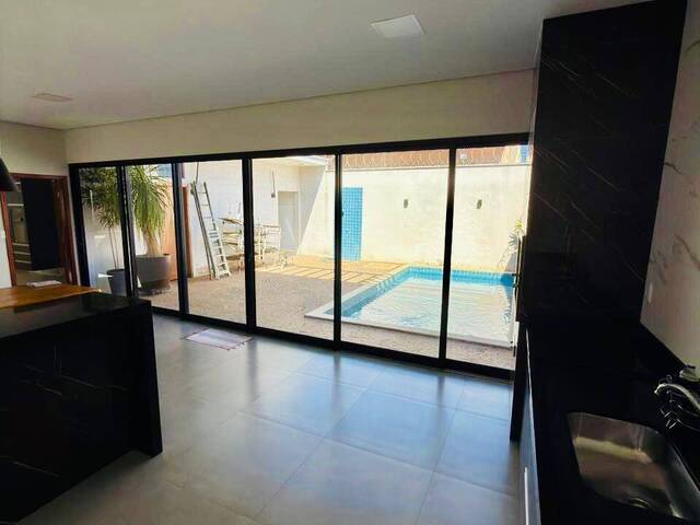 Casa para Venda em Ituiutaba - 4