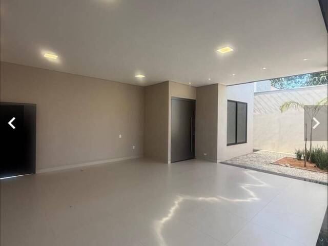 Casa para Venda em Ituiutaba - 3