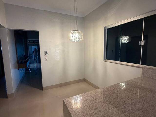 Casa para Locação em Ituiutaba - 4