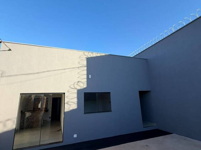 Casa para Venda em Ituiutaba - 3