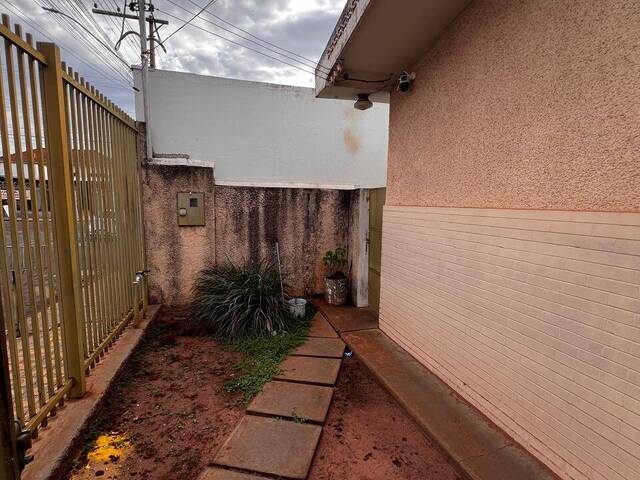 Casa para Venda em Ituiutaba - 3