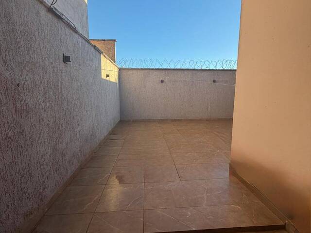 Casa para Locação em Ituiutaba - 3