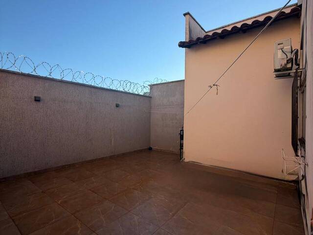 Casa para Locação em Ituiutaba - 2