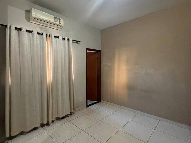 Casa para Locação em Ituiutaba - 5