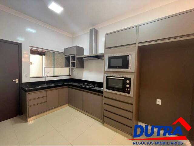 Casa para Locação em Ituiutaba - 4