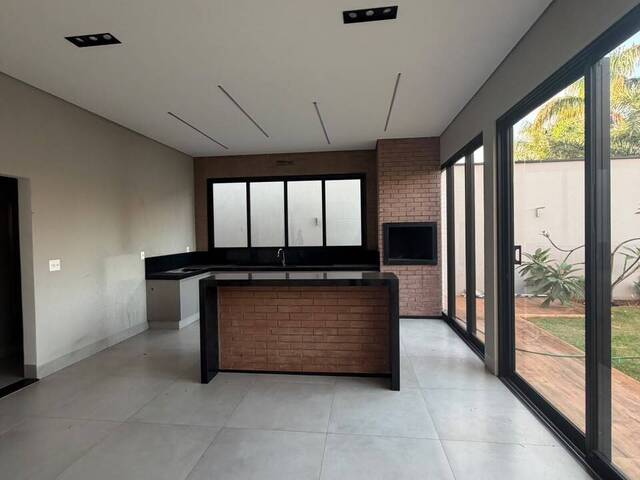 Casa para Venda em Ituiutaba - 4