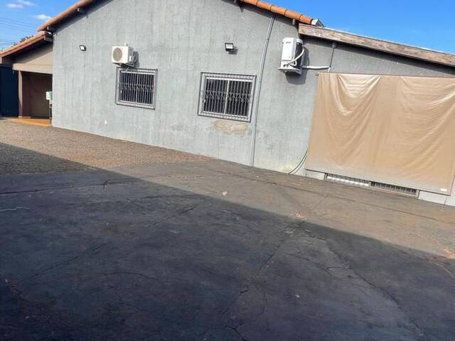 #369 - Casa para Venda em Ituiutaba - MG