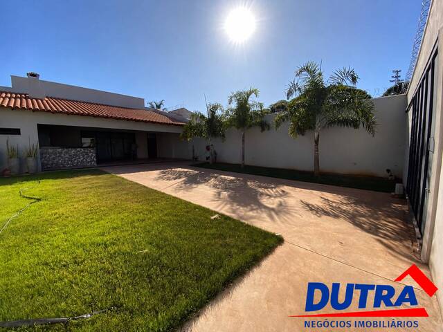 #372 - Casa para Venda em Ituiutaba - MG