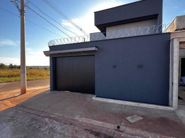 Casa para Venda em Ituiutaba - 2