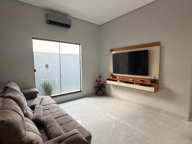 #380 - Casa para Venda em Ituiutaba - MG