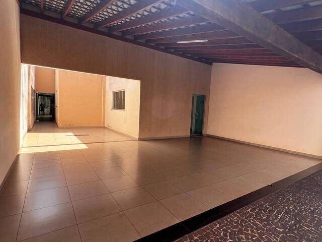 #381 - Casa para Venda em Ituiutaba - MG